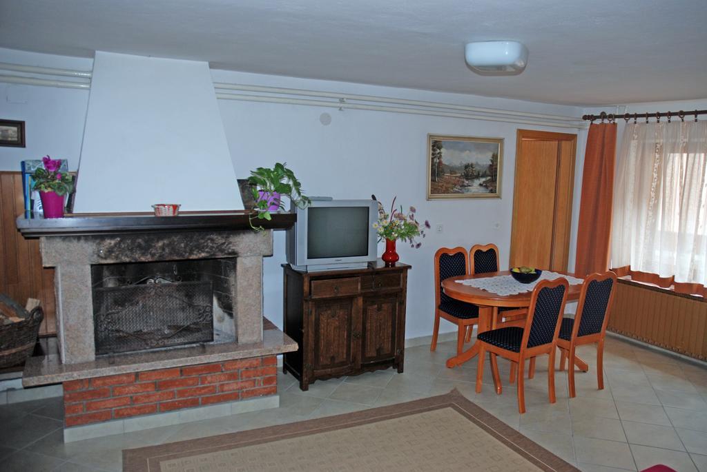 Apartment Vito Бовец Екстер'єр фото